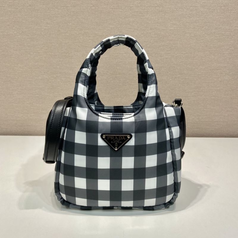 Pra*a tote bags